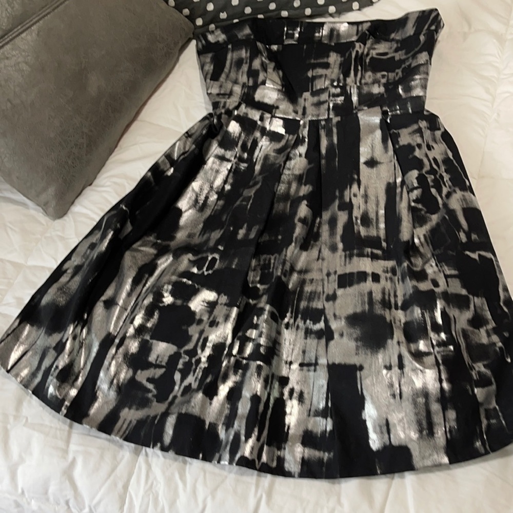 CUE Australia black & Silver party dress NWOT